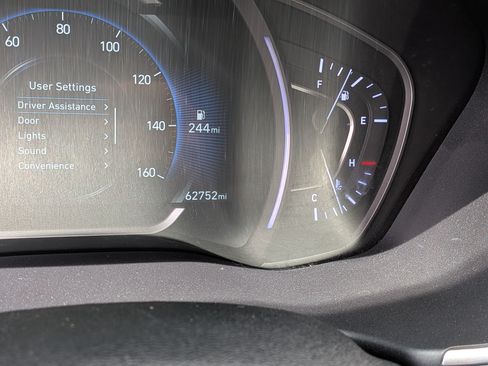 Used 2020 Hyundai Santa Fe SEL FWD image 26
