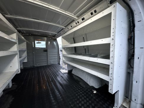 Used 2021 GMC Savana 2500 w/ Driver Convenience Package image 26