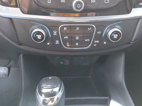 Used 2020 Chevrolet Traverse RS w/ LPO, Floor Liner Package image 31