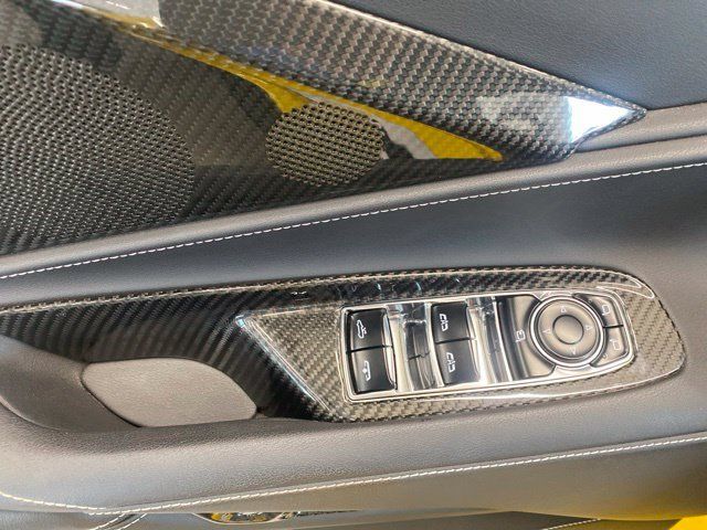 Used 2025 Chevrolet Corvette Z06 RWD image 33