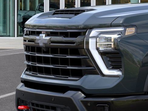 New 2026 Chevrolet Silverado 2500 LT image 15