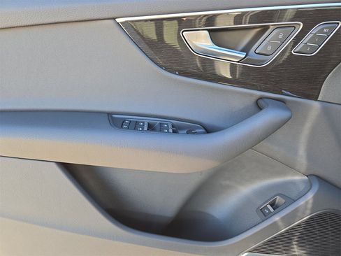 New 2026 Audi Q7 3.0T Premium image 15