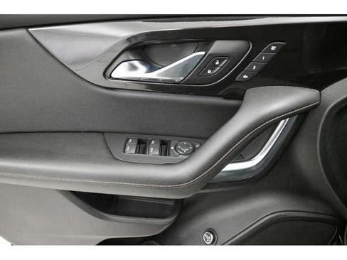 Used 2020 Chevrolet Blazer Premier image 8