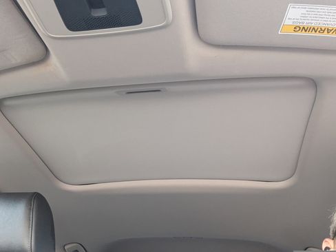 Used 2024 Honda Civic EX-L image 12