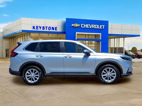 Used 2025 Honda CR-V EX-L image 8