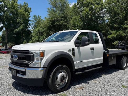 Used 2020 Ford F450 XL w/ Power Equipment Group AWD/4WD image 3