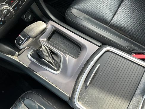 Used 2020 Dodge Charger SXT w/ Plus Group image 17