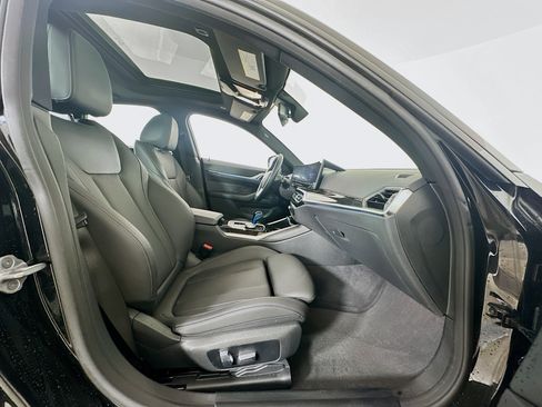 Used 2023 BMW i4 eDrive35 w/ Premium Package RWD image 33