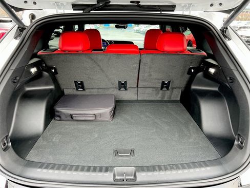 Used 2024 Chevrolet Blazer EV RS image 20