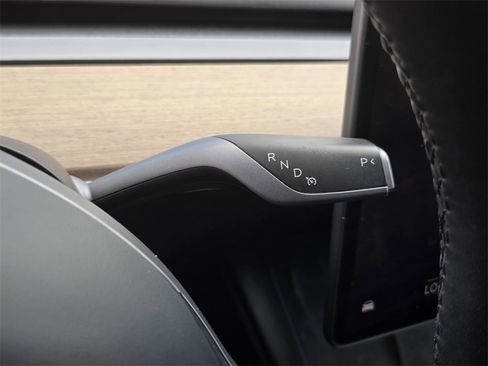 Used 2023 Tesla Model Y Long Range image 20