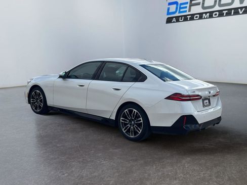 Used 2026 BMW 530i xDrive image 5