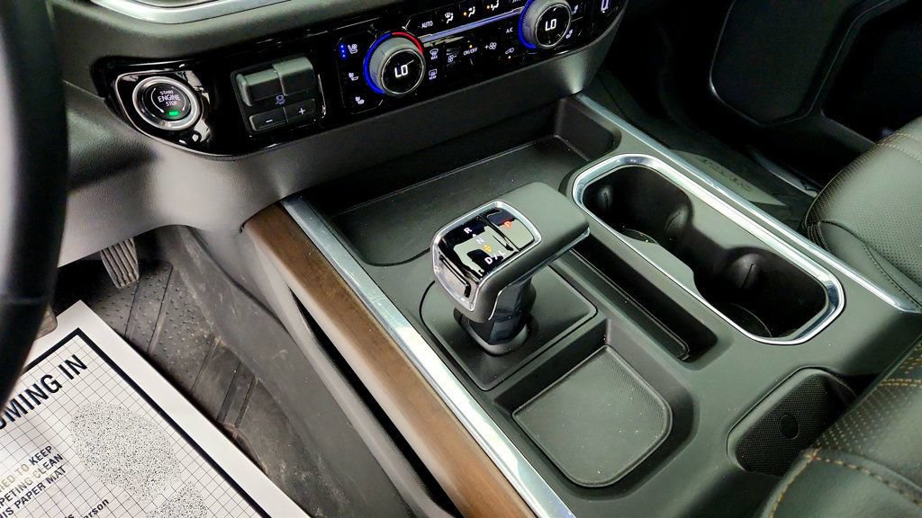 Used 2026 Chevrolet Silverado 1500 High Country w/ High Country Premium Package AWD/4WD image 17