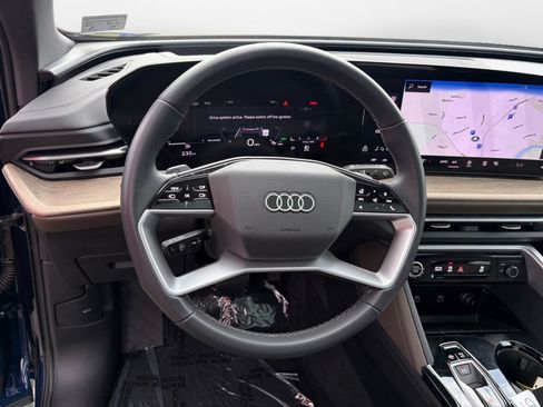 Used 2025 Audi Q5 Premium Plus w/ Premium Plus AWD/4WD image 10