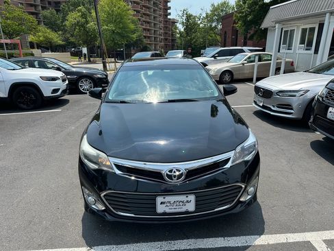 Used 2013 Toyota Avalon XLE Touring FWD image 2