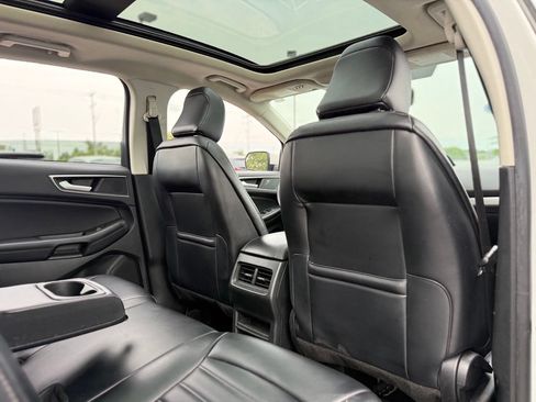 Certified 2024 Ford Edge SEL w/ Convenience Package AWD/4WD image 16