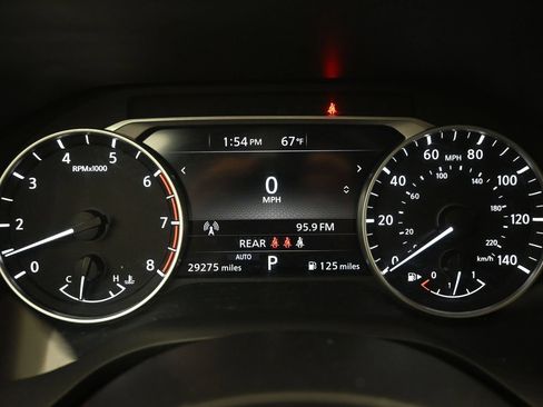 Used 2022 Nissan Rogue SV AWD/4WD image 14