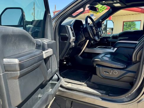 Used 2020 Ford F250 Platinum AWD/4WD image 11