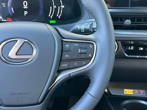 New 2026 Lexus UX 300h FWD image 38