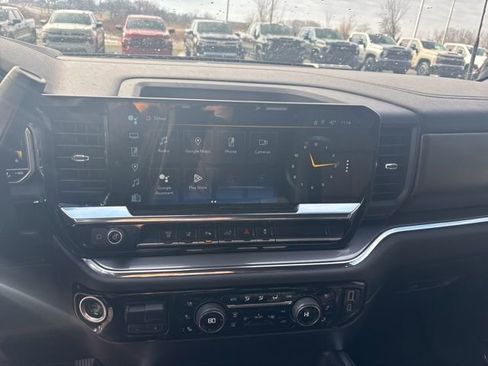 Used 2024 Chevrolet Silverado 2500 High Country image 14