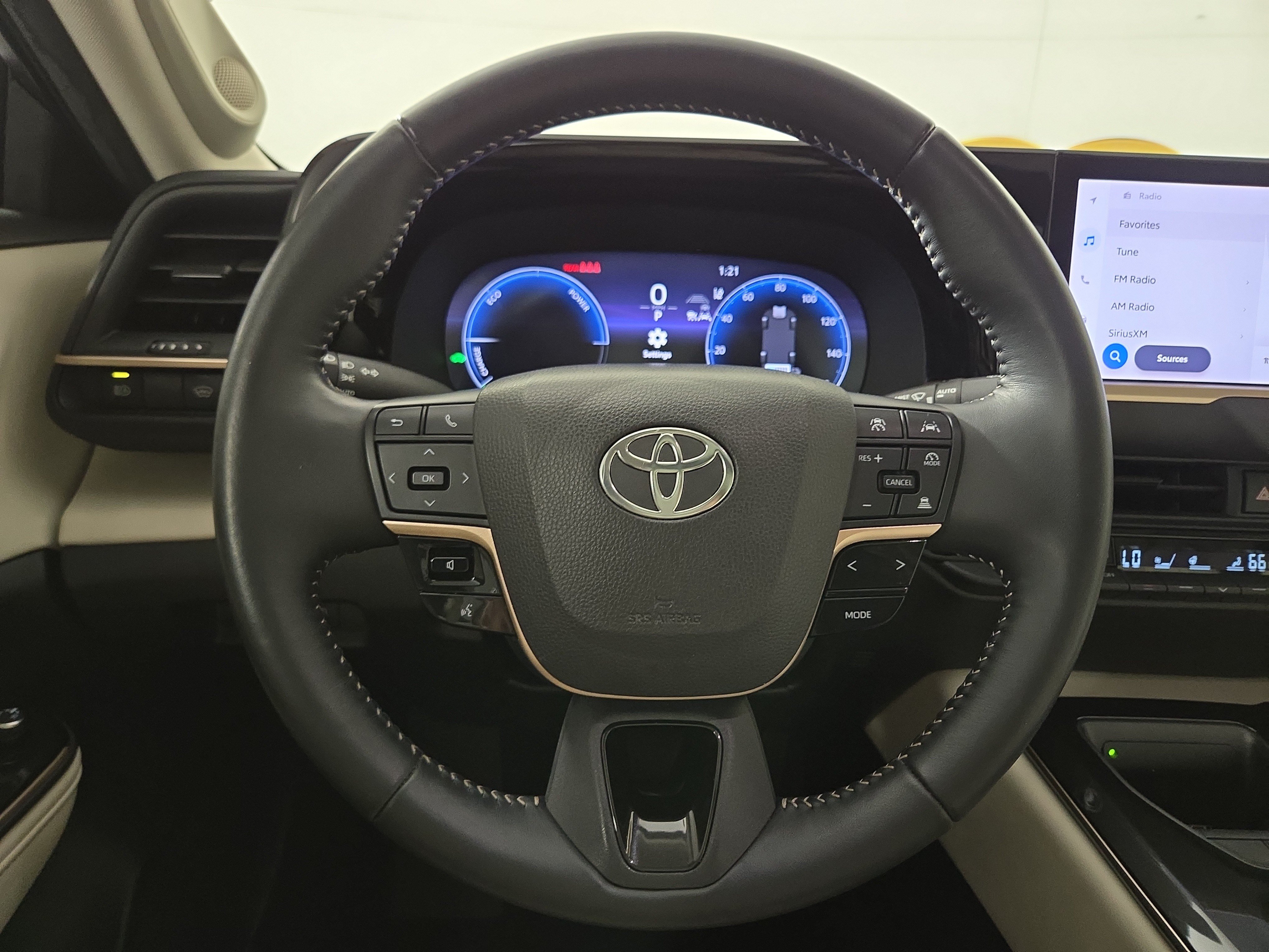 Used 2024 Toyota Crown AWD/4WD image 15
