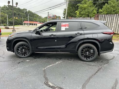 New 2026 Toyota Highlander XSE AWD/4WD image 6