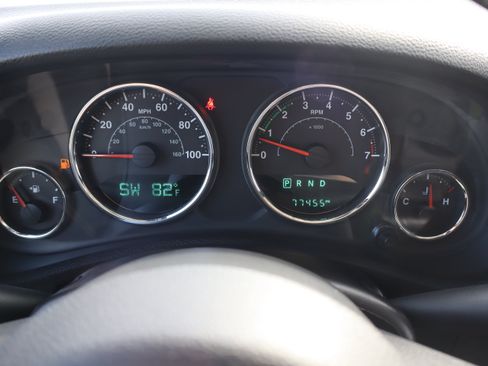 Used 2015 Jeep Wrangler Unlimited Sport AWD/4WD image 23