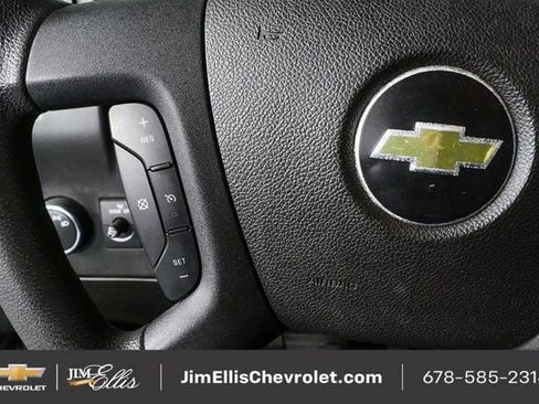 Used 2018 Chevrolet Express 2500 Work Van w/ Driver Convenience Package image 10