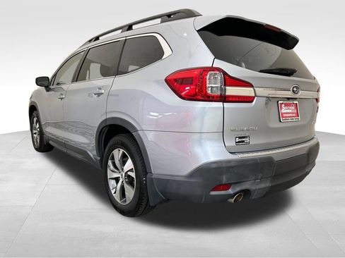 Used 2020 Subaru Ascent Premium w/ Convenience Package AWD/4WD image 3