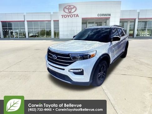 Used 2021 Ford Explorer XLT w/ Equipment Group 202A image 16