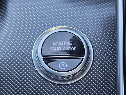 Certified 2025 Mercedes-Benz C 300 Sedan image 22