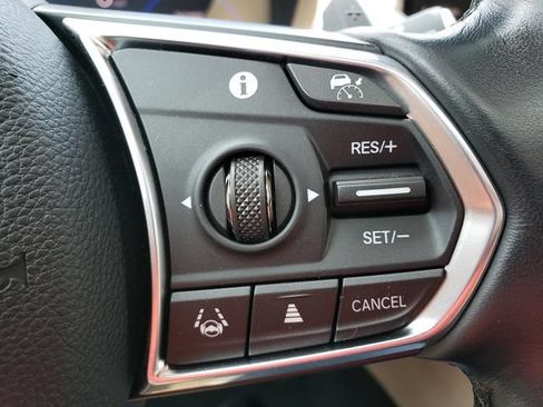 Used 2023 Acura MDX SH-AWD image 23