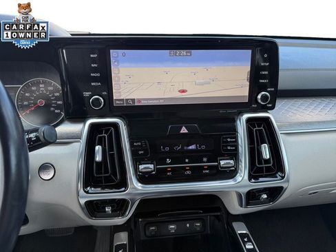 Used 2022 Kia Sorento SX AWD/4WD image 12