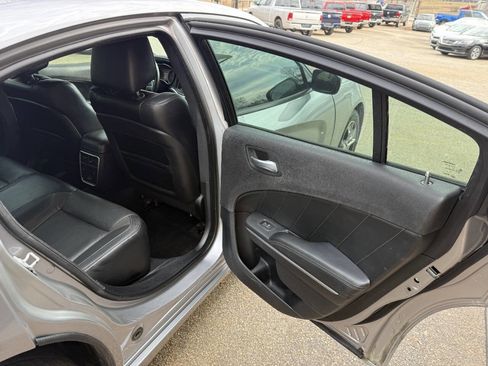 Used 2015 Dodge Charger SXT w/ AWD Plus Group image 11
