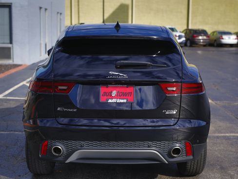 Used 2019 Jaguar E-PACE image 17