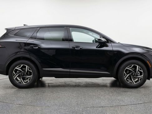 Used 2025 Kia Sportage LX AWD/4WD image 11