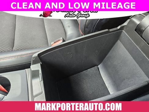 Used 2024 Ford Escape ST-Line image 44