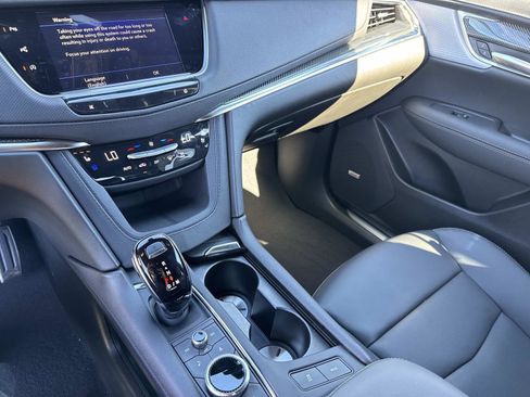New 2026 Cadillac XT5 Sportv image 25