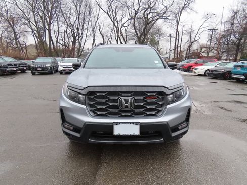 Certified 2023 Honda Passport TrailSport image 6