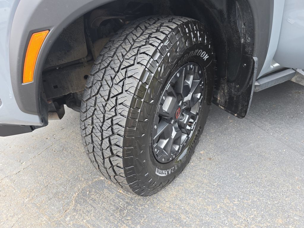 Used 2023 Nissan Frontier PRO-4X w/ Pro-4X Premium Package AWD/4WD image 36