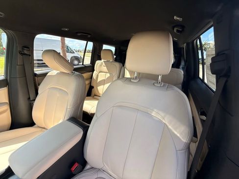 New 2026 Jeep Grand Cherokee L Limited w/ Trailer Tow Package AWD/4WD image 22