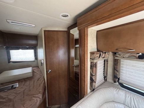 Used 2013 Mercedes-Benz Sprinter 3500 image 11
