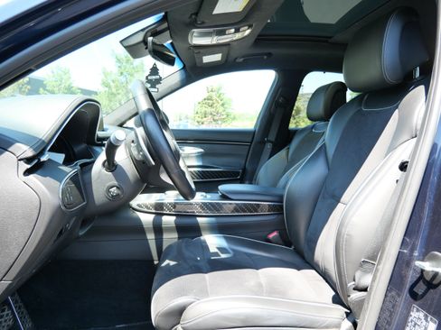 Used 2022 Genesis GV70 3.5T Sport w/ Sport Prestige Package AWD/4WD image 12