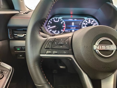 Used 2024 Nissan Sentra SR FWD image 30