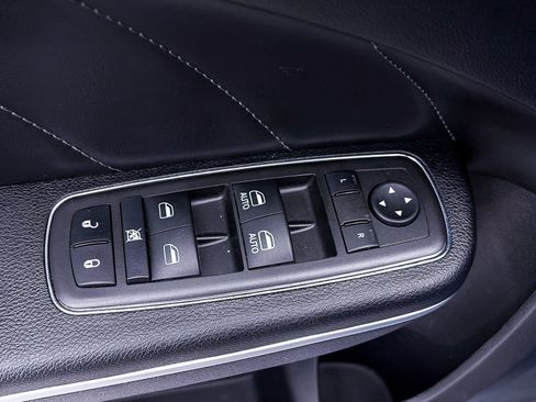 Used 2022 Dodge Charger Scat Pack RWD image 17