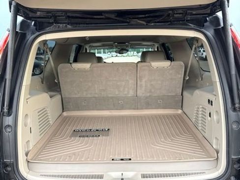 Used 2016 Cadillac Escalade ESV Premium AWD/4WD image 30