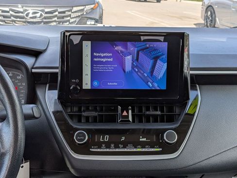 Used 2024 Toyota Corolla LE image 20