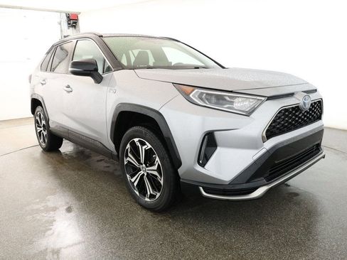 Used 2021 Toyota RAV4 XSE w/ Weather Package image 3