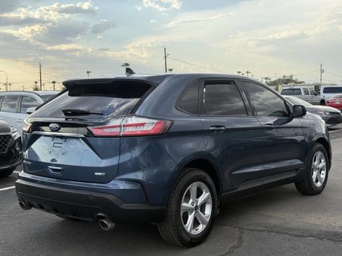 Used 2019 Ford Edge SE image 9