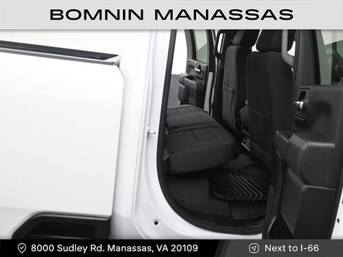 Used 2024 Chevrolet Silverado 2500 Custom w/ Custom Convenience Package image 9