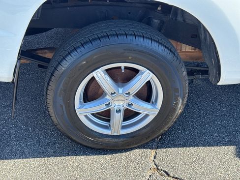 Used 2013 Toyota Tacoma 2WD Access Cab image 17